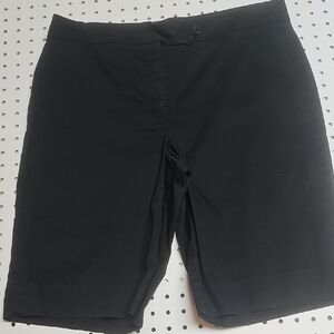 Jones New York Shorts Sz 14 Black Bermuda